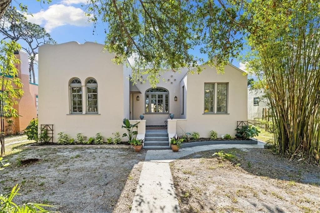 2234 Katherine ST FORT MYERS, FL 33901