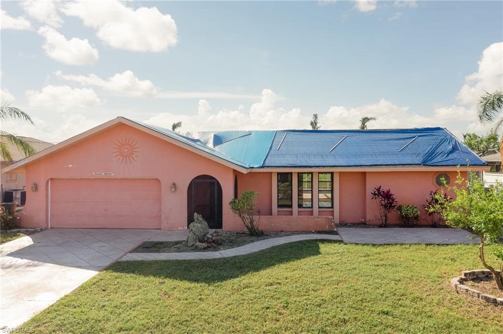 1418 SE 21st TER CAPE CORAL, FL 33990