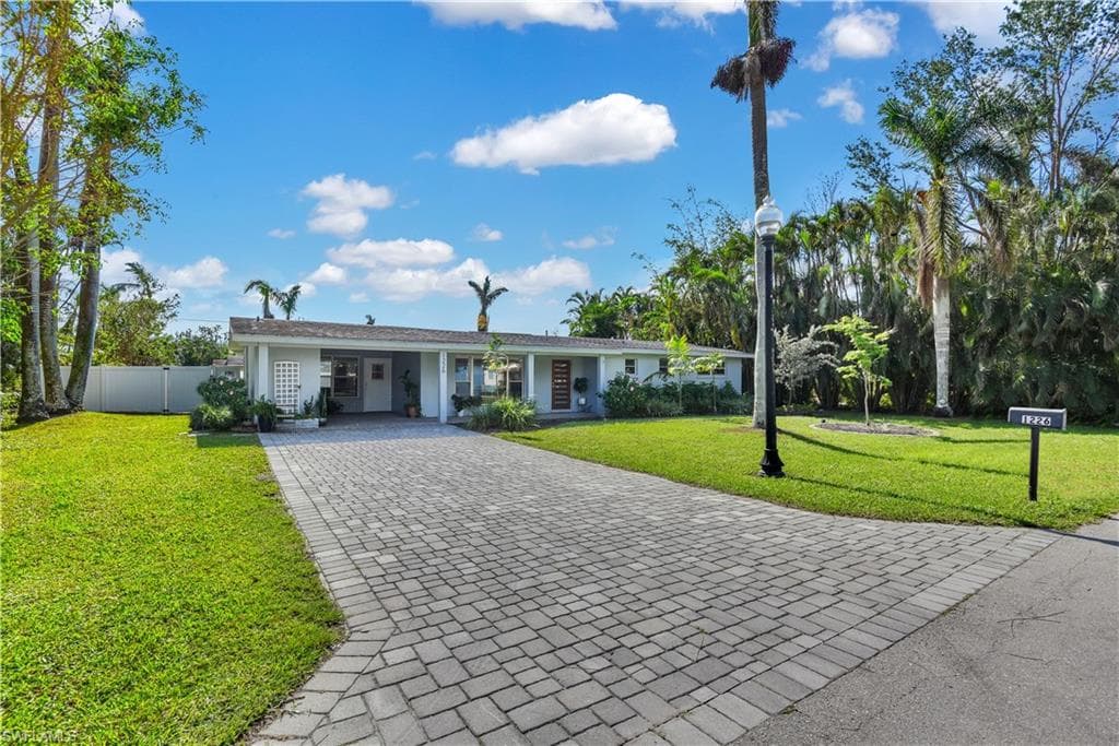 1226 Biltmore DR FORT MYERS, FL 33901