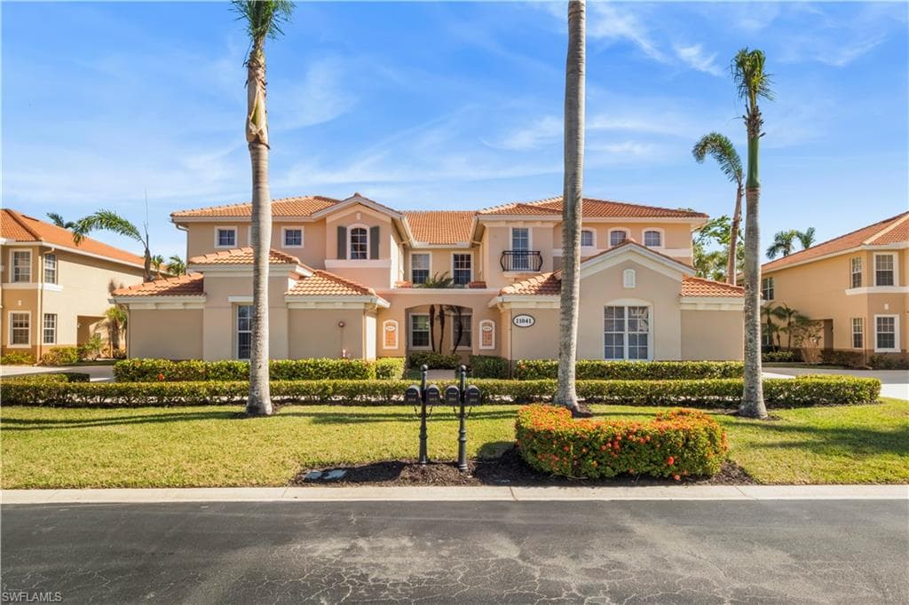 11041 Harbour Yacht CT 201 FORT MYERS, FL 33908