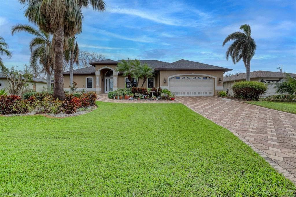 4129 SE 1st PL CAPE CORAL, FL 33904