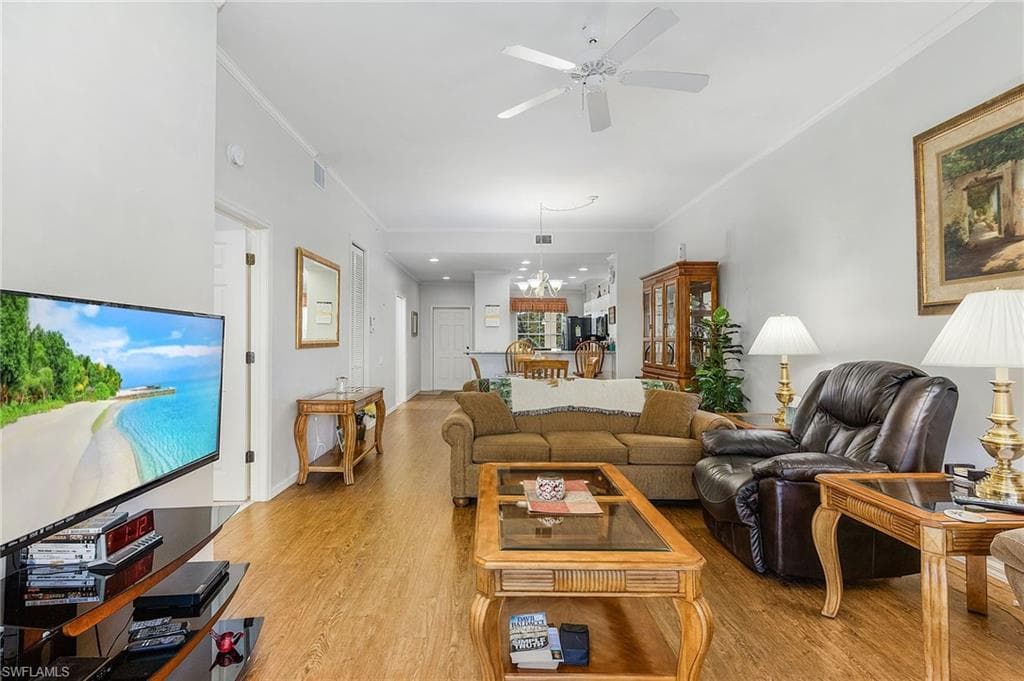 8241 Parkstone PL 5-304 NAPLES, FL 34120