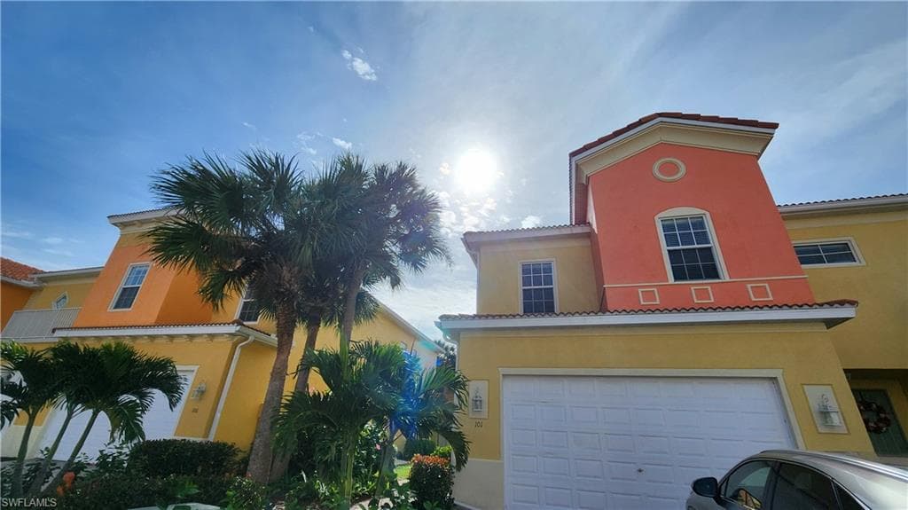 9811 Bodego WAY 101 FORT MYERS, FL 33908