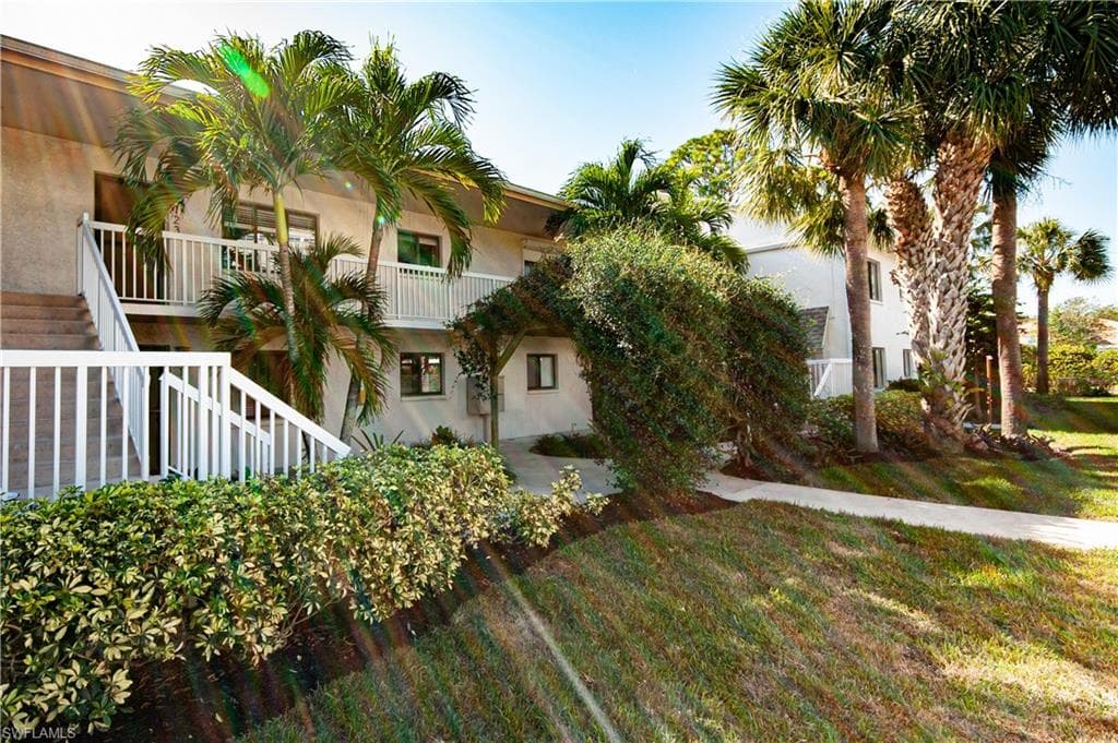 910 Vanderbilt Beach RD 115W NAPLES, FL 34108