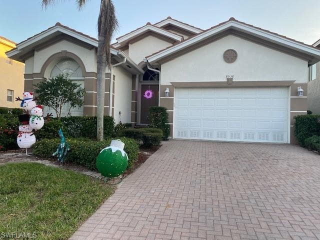 8538 Sumner AVE FORT MYERS, FL 33908