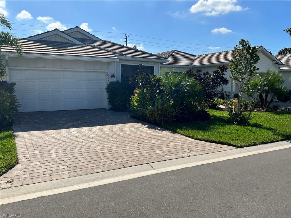 28355 Captiva Shell LOOP BONITA SPRINGS, FL 34135