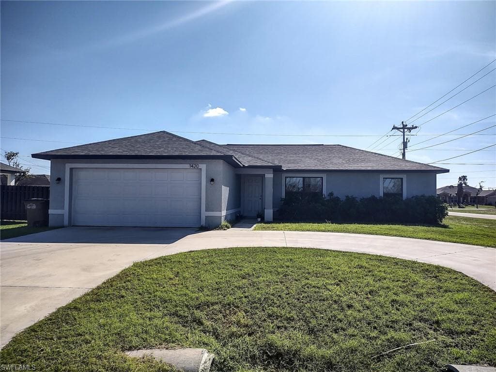 1420 Gleason PKWY CAPE CORAL, FL 33914