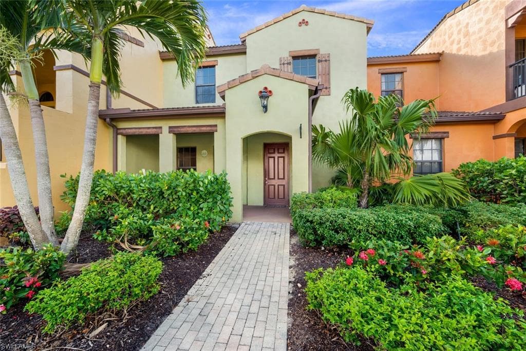 11875 Izarra WAY 8703 FORT MYERS, FL 33912