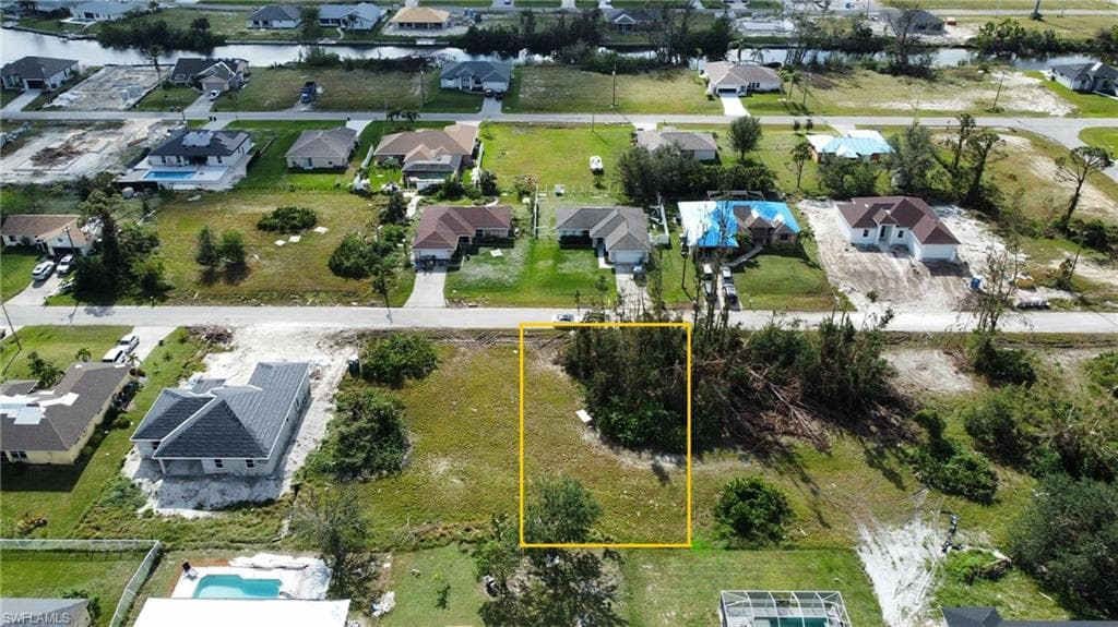 2241 SW 1st ST CAPE CORAL, FL 33991