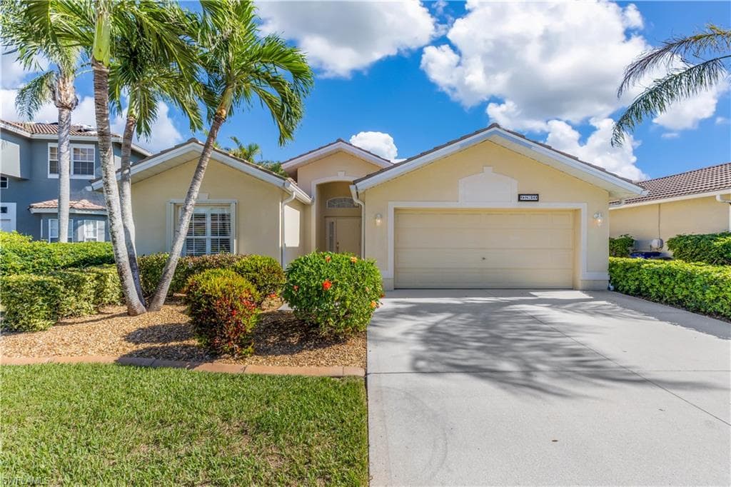 9830 Blue Stone CIR FORT MYERS, FL 33913