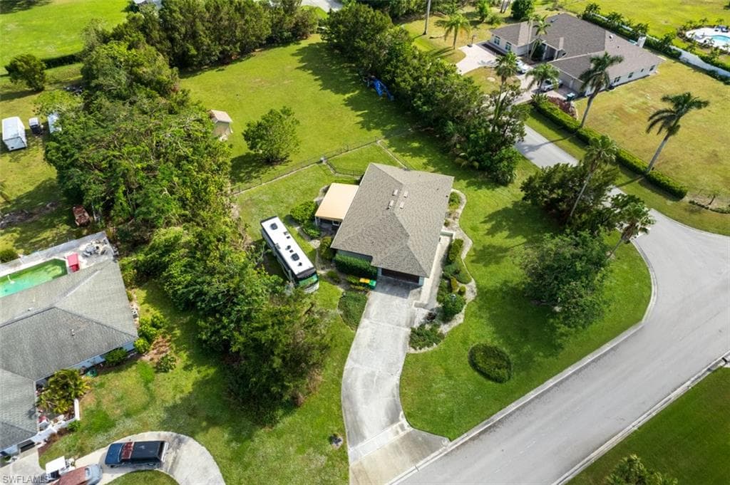 9874 Winterview DR NAPLES, FL 34109