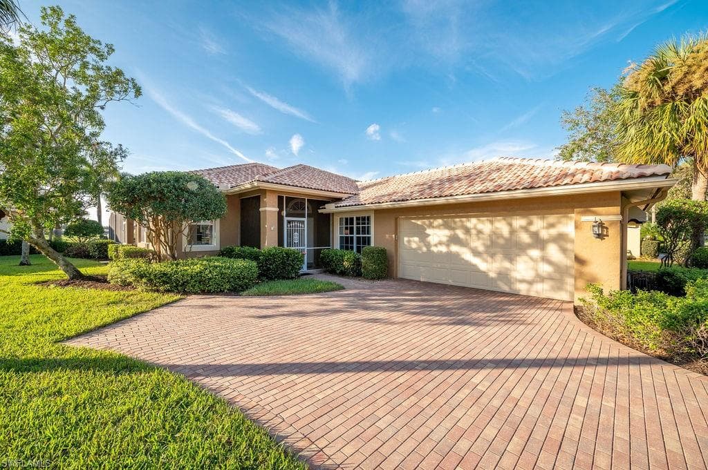 13470 Bridgeford AVE BONITA SPRINGS, FL 34135
