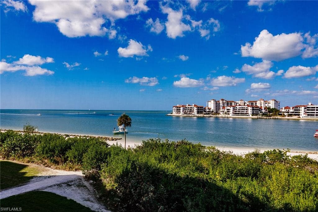6000 Royal Marco WAY 354 MARCO ISLAND, FL 34145