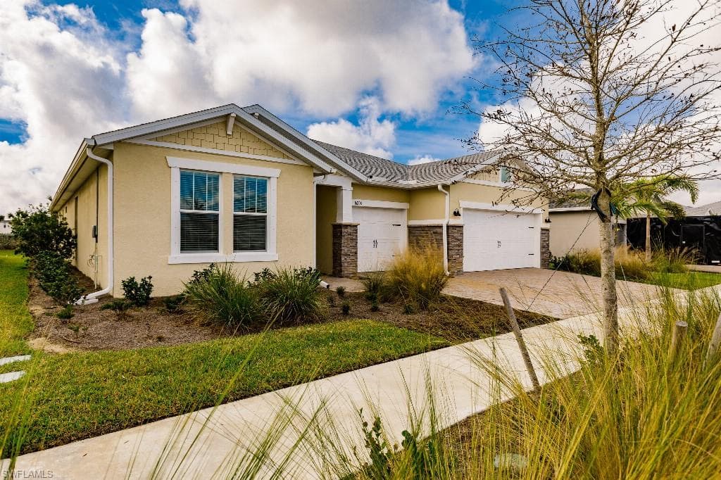 16208 Laurel Oak LN PUNTA GORDA, FL 33982