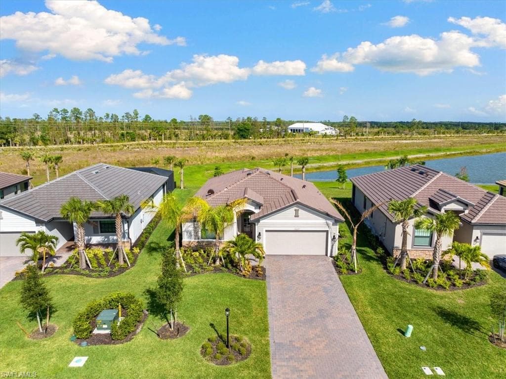 20055 Napa LOOP ESTERO, FL 33928