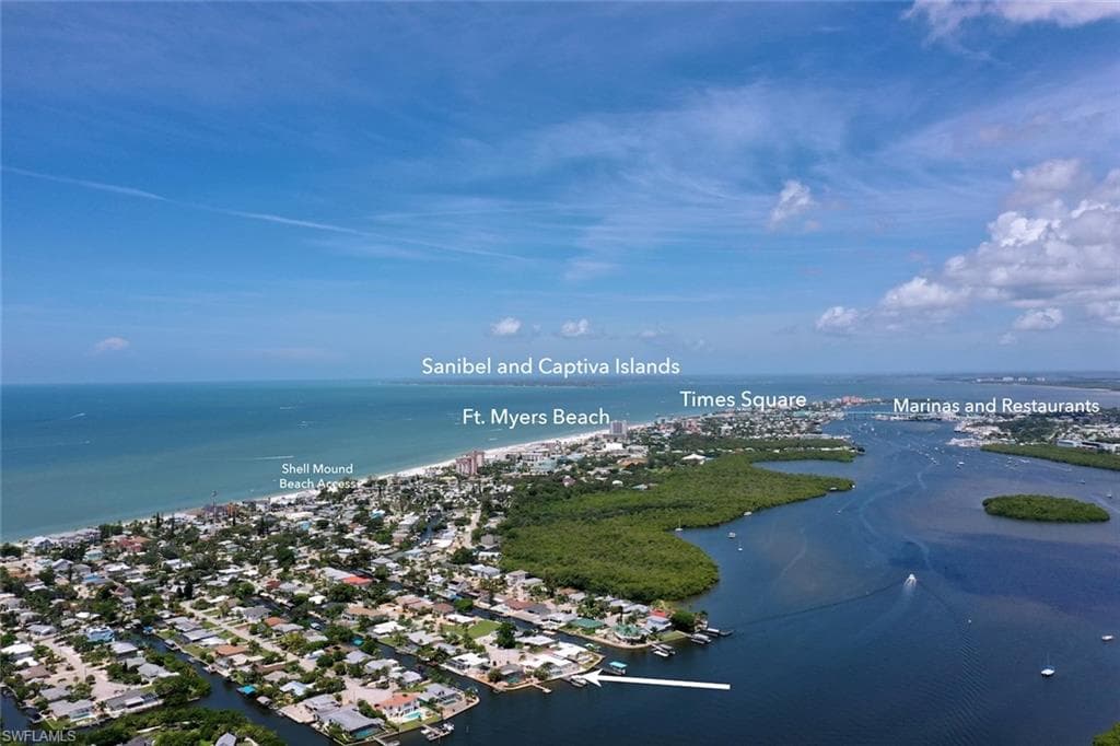 480 Madison CT FORT MYERS BEACH, FL 33931