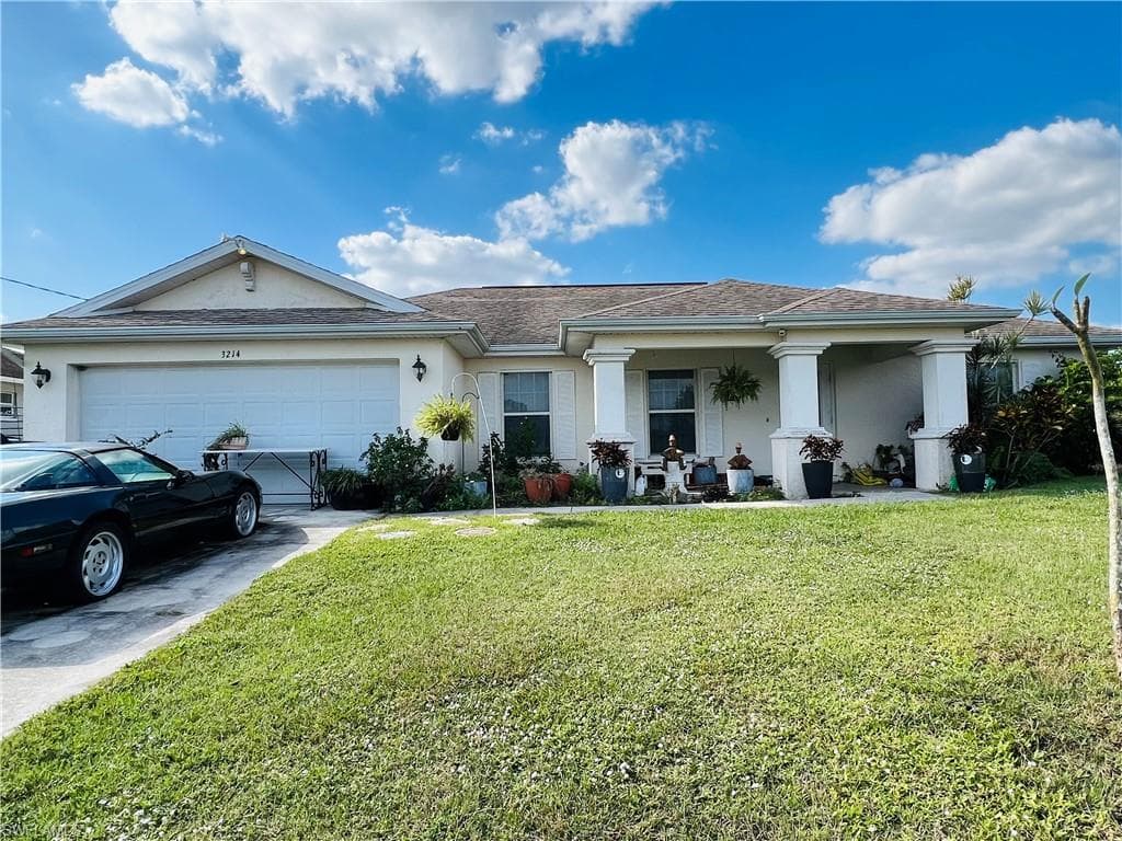 3214 Vera CT LEHIGH ACRES, FL 33976