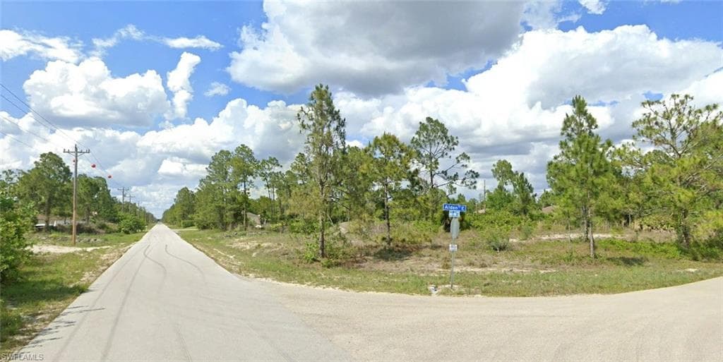 711 Alden ST E LEHIGH ACRES, FL 33974