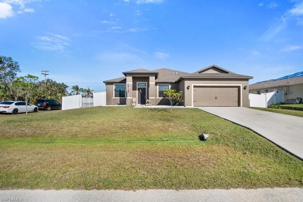 213 19th TER CAPE CORAL, FL 33991