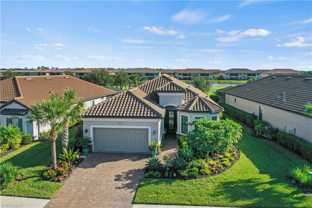 9452 Montelanico LOOP NAPLES, FL 34119