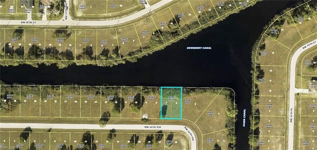 3601 NW 44th TER CAPE CORAL, FL 33993