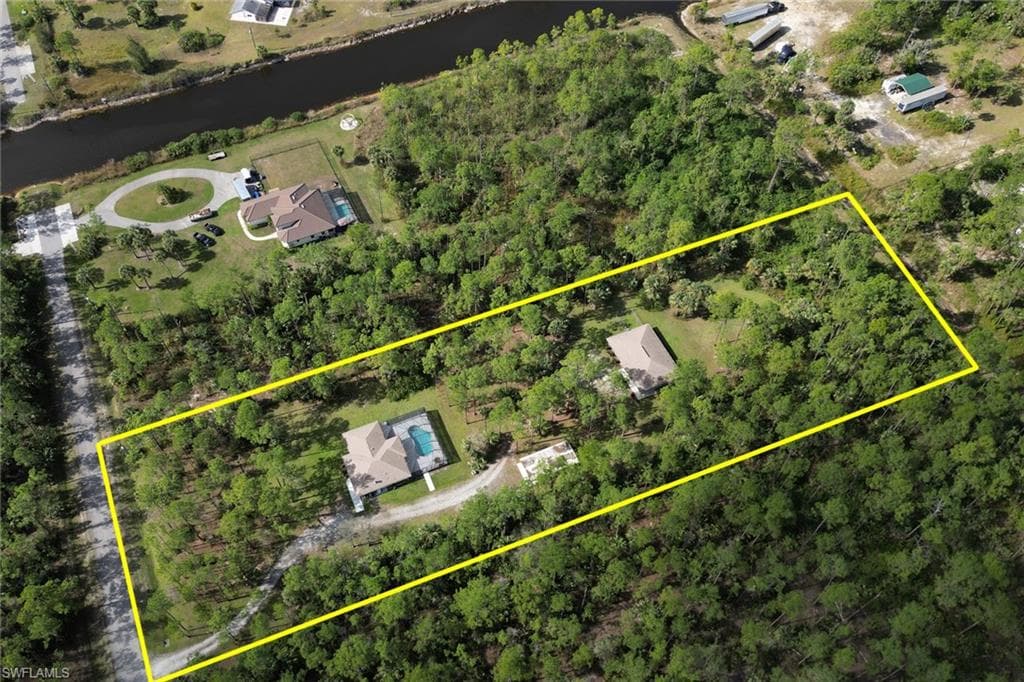 3995 8th AVE NE NAPLES, FL 34120