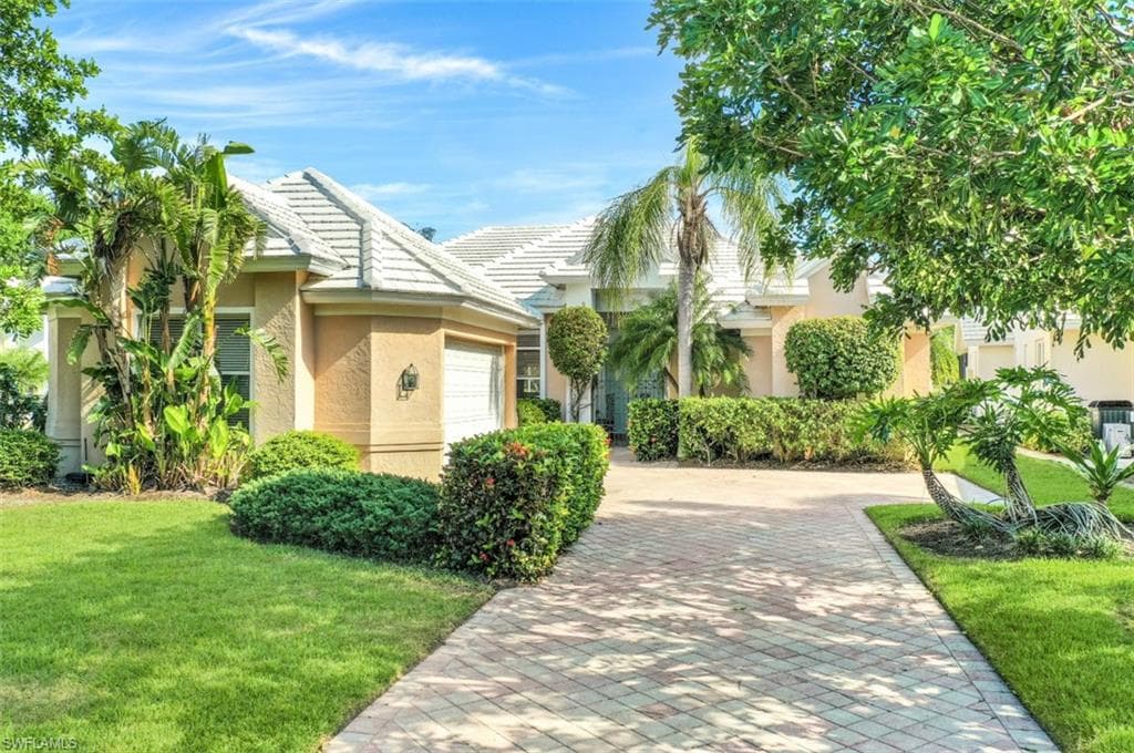 807 ASHBURTON DR NAPLES, FL 34110