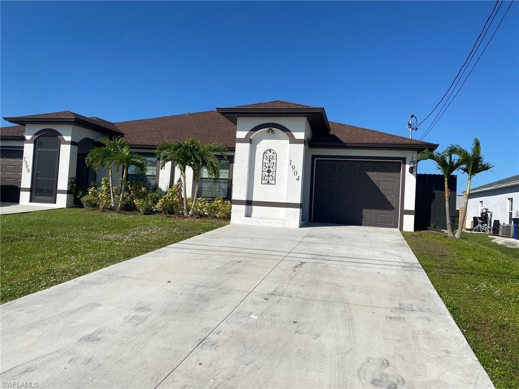 1904 Haviland AVE S LEHIGH ACRES, FL 33973