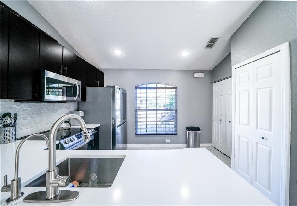 3240 18th AVE NE NAPLES, FL 34120