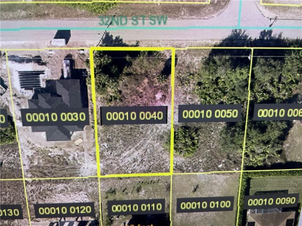 3507 32nd ST SW LEHIGH ACRES, FL 33976