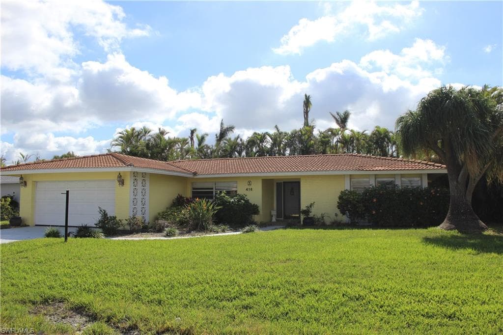 416 Bayshore DR CAPE CORAL, FL 33904