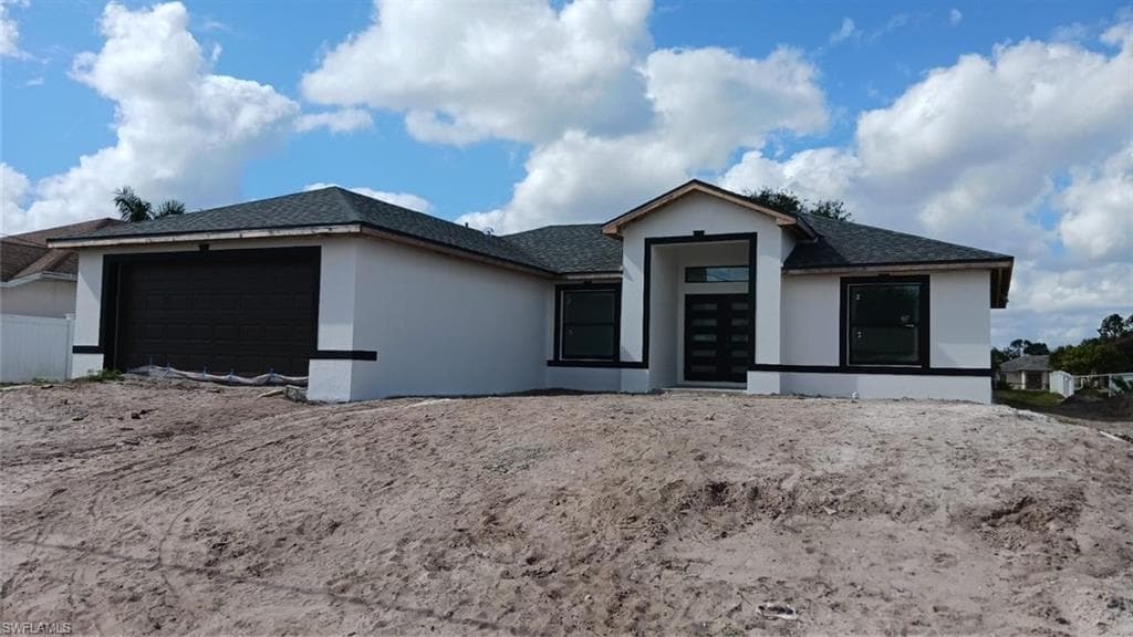 815 Chaplin AVE LEHIGH ACRES, FL 33971