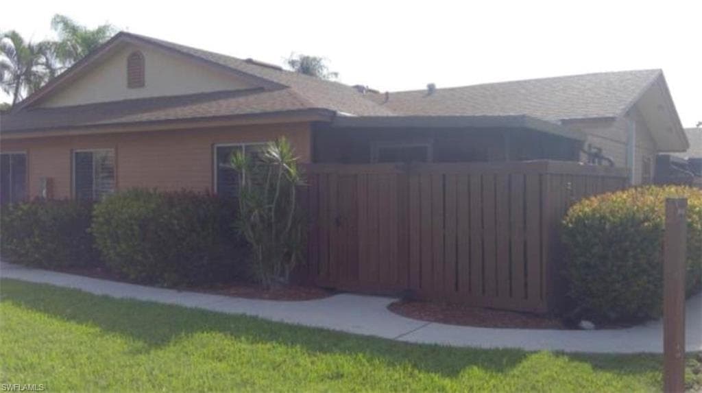 17327 Birchwood LN FORT MYERS, FL 33908
