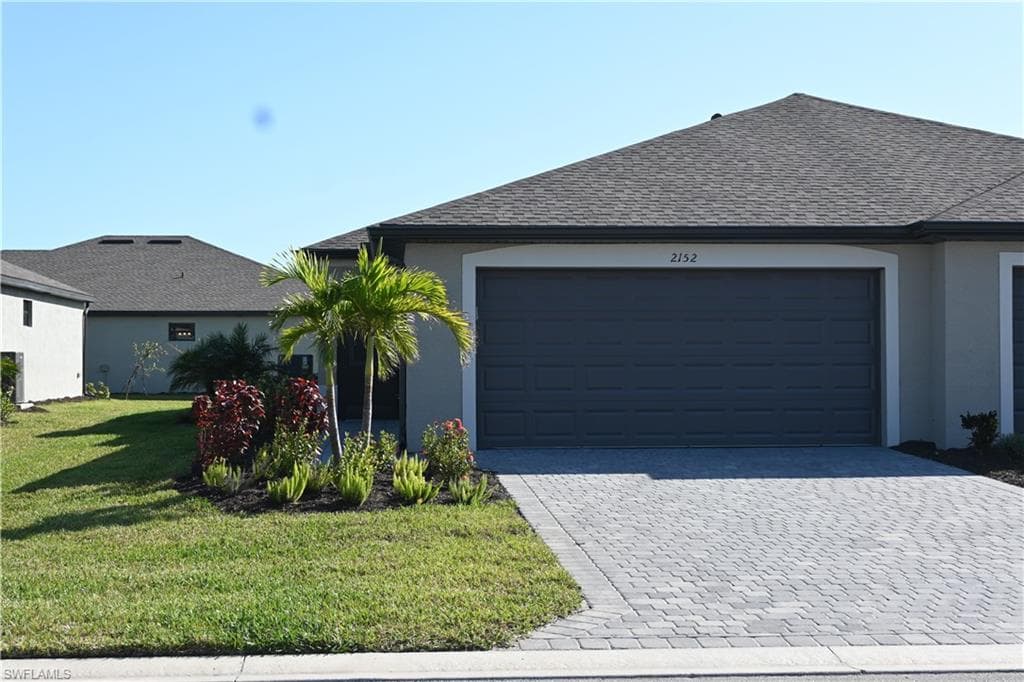 2152 Gardenia AVE PORT CHARLOTTE, FL 33953