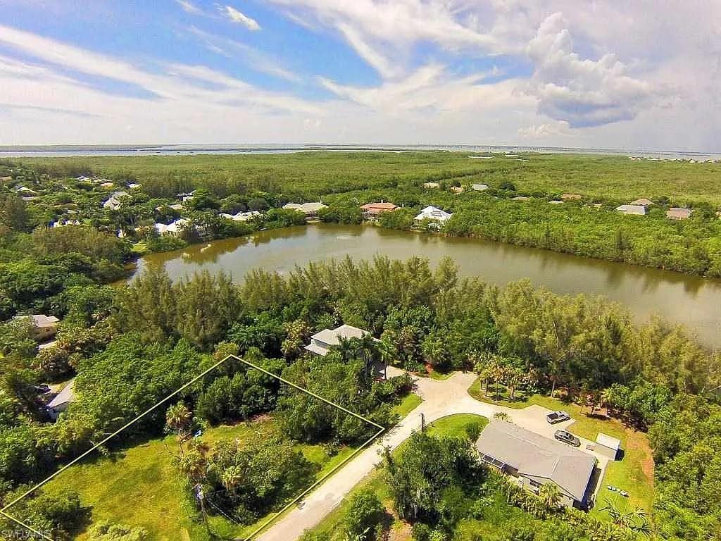 971 Main ST SANIBEL, FL 33957