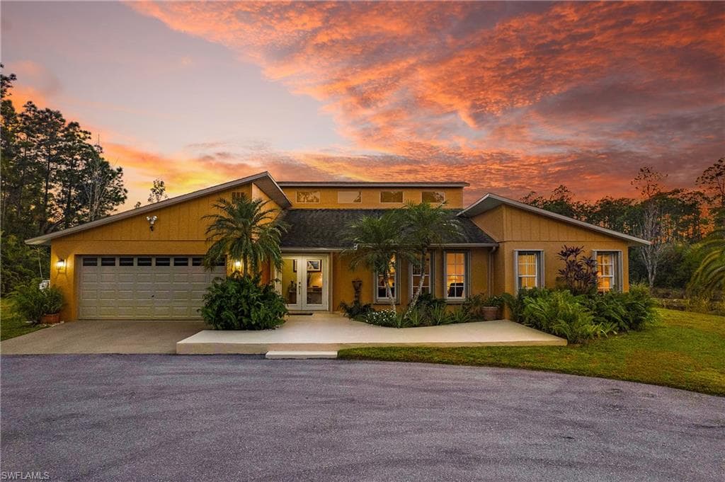 3920 6th AVE NE NAPLES, FL 34120