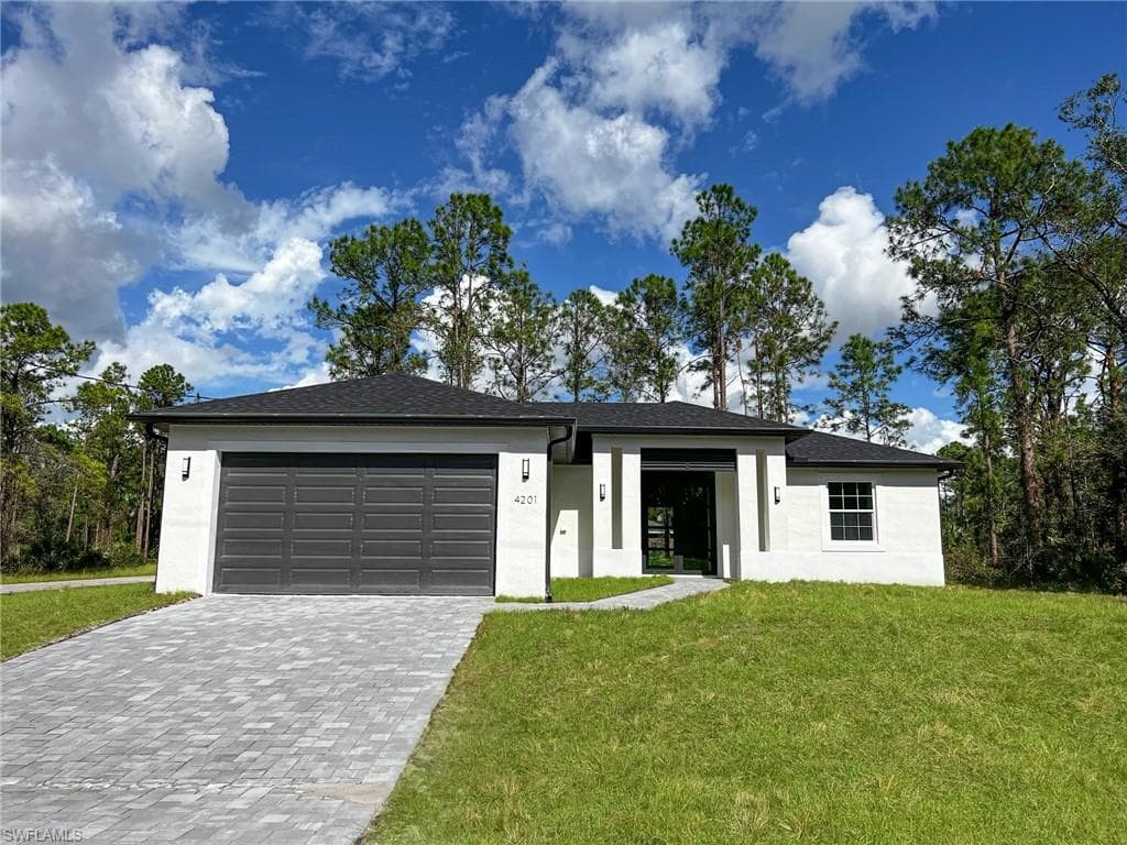 4201 21st ST ALVA, FL 33920