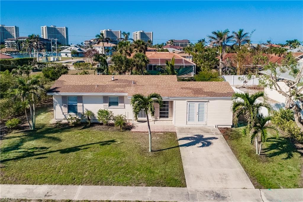 368 Castaways ST MARCO ISLAND, FL 34145