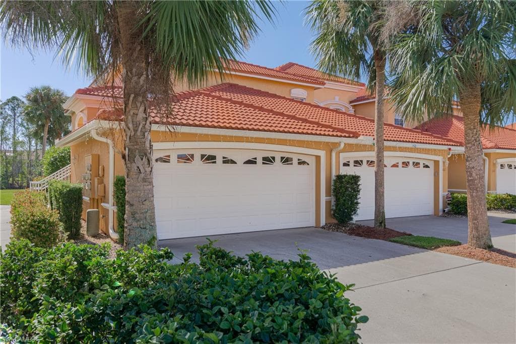 14060 Eagle Ridge Lakes DR 201 FORT MYERS, FL 33912
