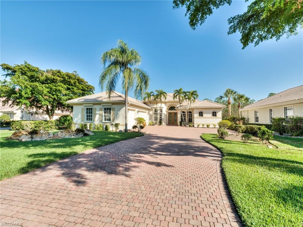 9136 Hollow Pine DR ESTERO, FL 34135