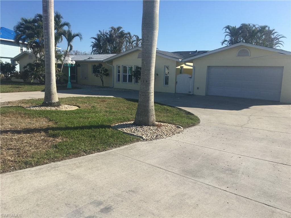 2579 Eighth AVE ST. JAMES CITY, FL 33956