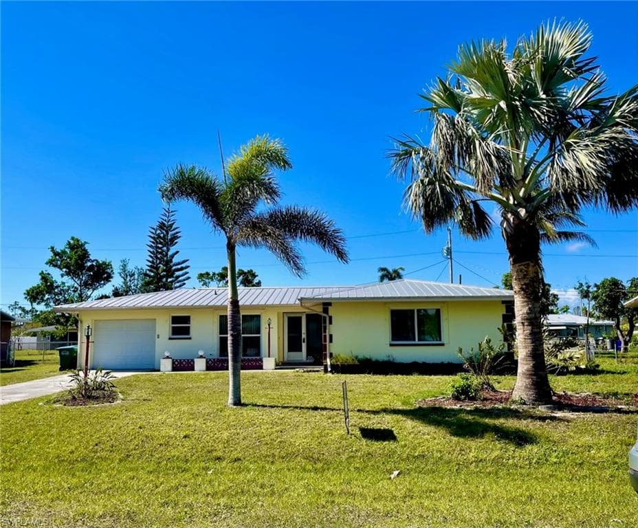 2710 SE 18th PL CAPE CORAL, FL 33904