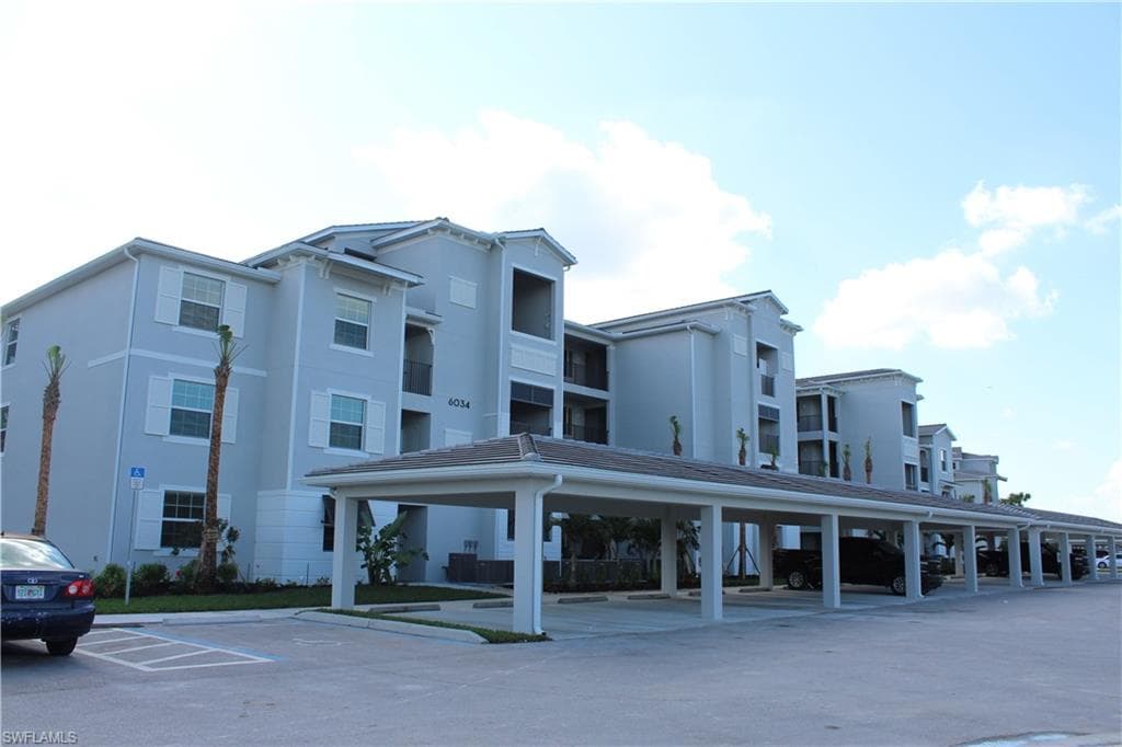 6034 National BLVD 525 NAPLES, FL 34142
