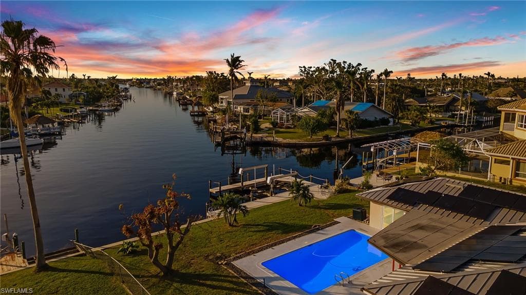 5728 Driftwood PKWY CAPE CORAL, FL 33904