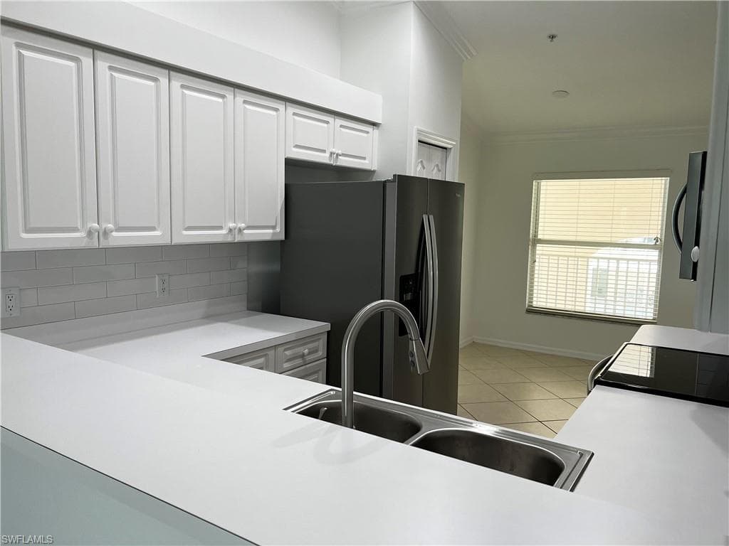 19991 Barletta LN 1921 ESTERO, FL 33928