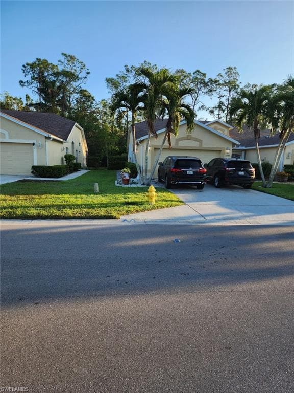 5266 Whitten DR 49 NAPLES, FL 34104