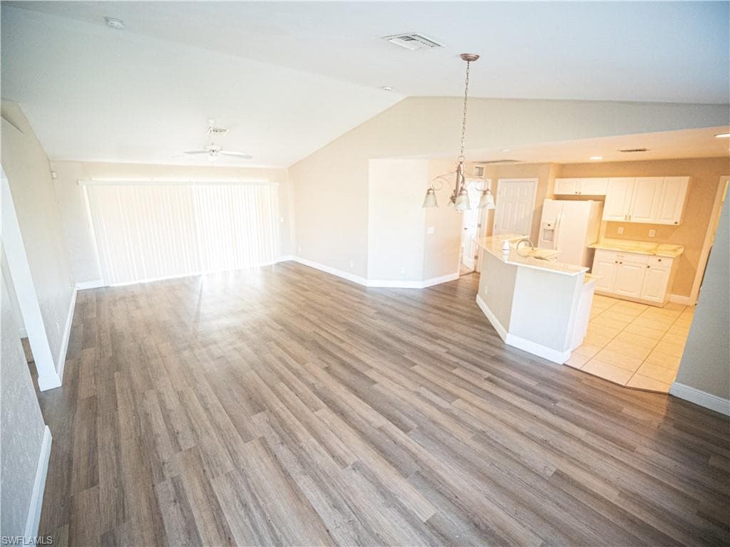 2611 4th ST SW LEHIGH ACRES, FL 33976