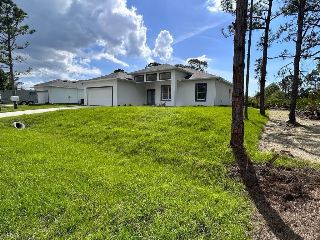 516 Walter Gifford AVE S LEHIGH ACRES, FL 33974