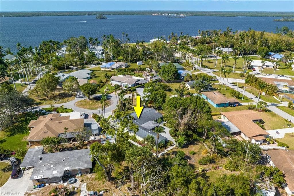 4 Fairview CT FORT MYERS, FL 33905