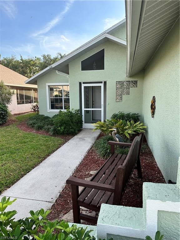 9142 Palm Island CIR NORTH FORT MYERS, FL 33903